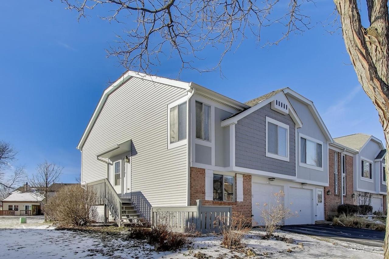 0N700 Concord Ln., Winfield, IL 60190