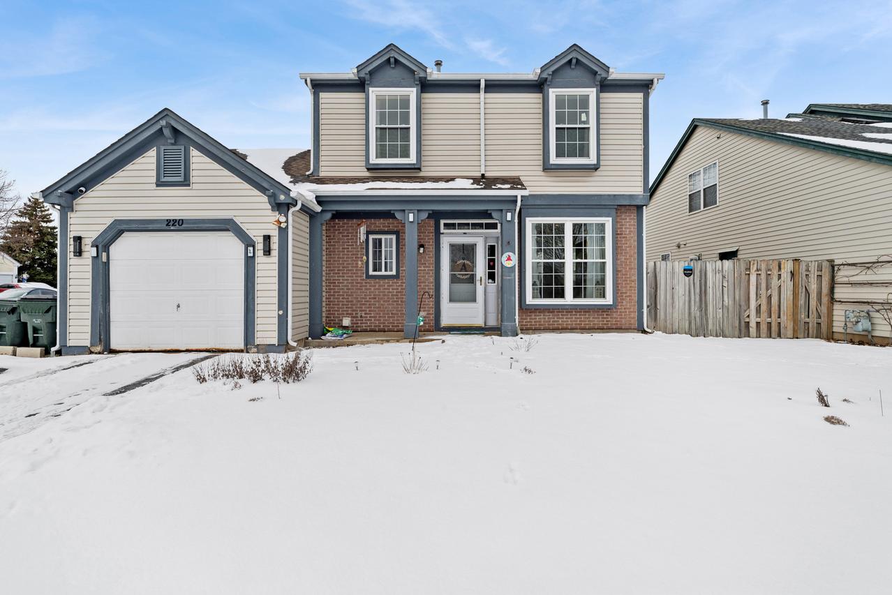 220 Pinehurst Dr., Mundelein, IL 60060