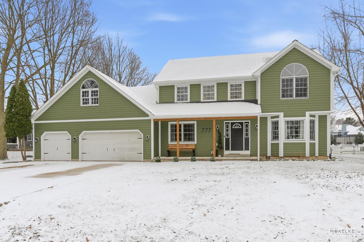 777 Debbie Ln., Sandwich, IL 60548