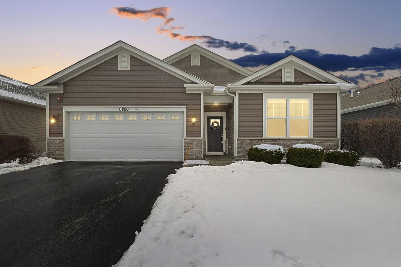 6480 Doral Dr., Gurnee, IL 60031