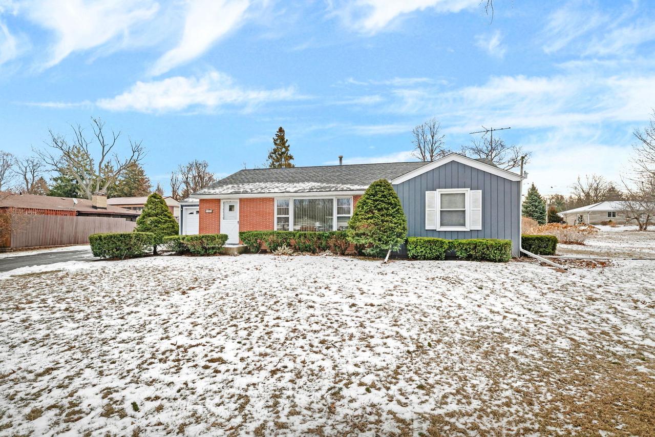 108 Lavidia Blvd., Joliet, IL 60435