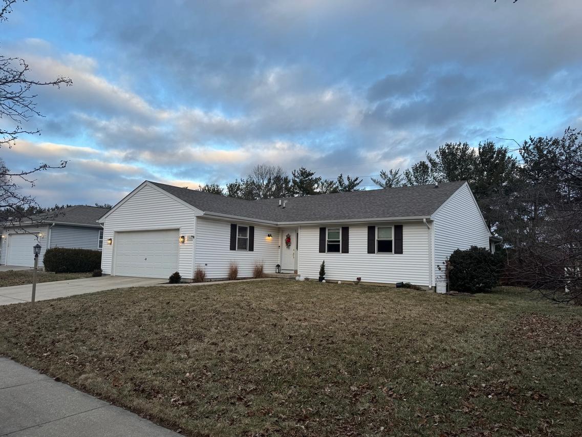 1504 White Pine Dr., Champaign, IL 61822