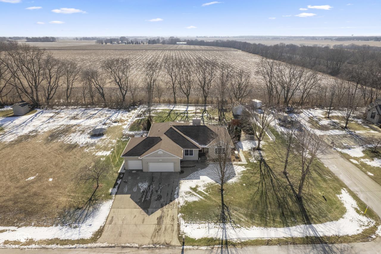 3208 Stone Fence Dr., Kankakee, IL 60901