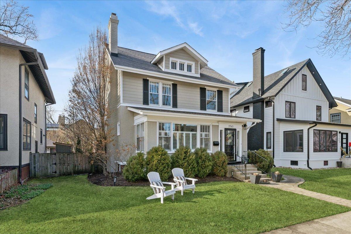 2740 Asbury Ave., Evanston, IL 60201