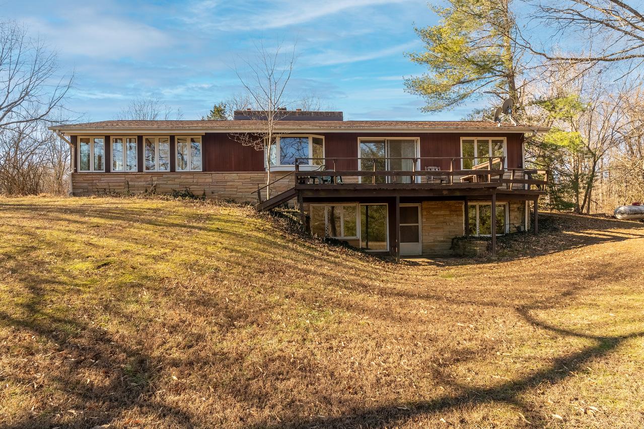 88 Dakota Rd., Carbondale, IL 62902