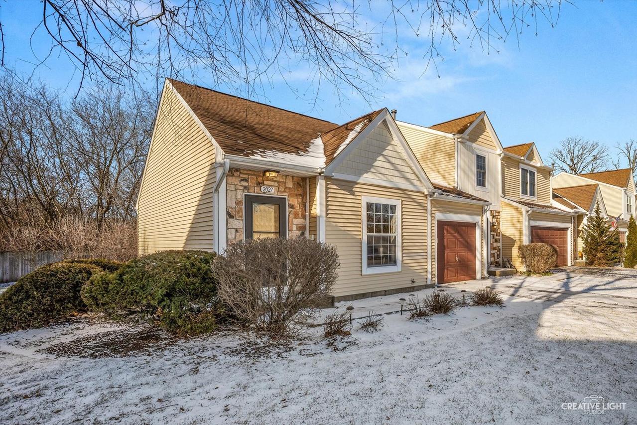 2027 Teton Pkwy., Algonquin, IL 60102