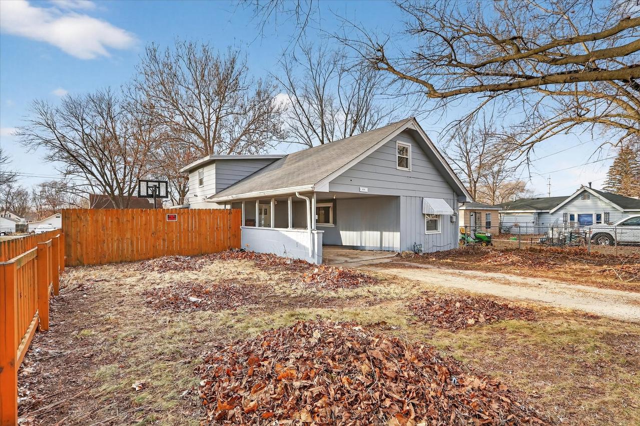 2929 Sewell St., Rockford, IL 61109