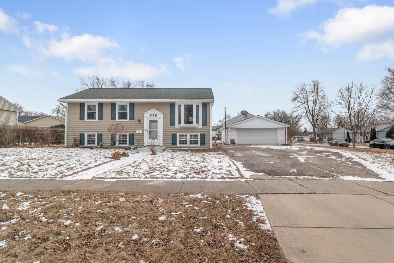 [Address Hidden by Seller], Aurora, IL 60506