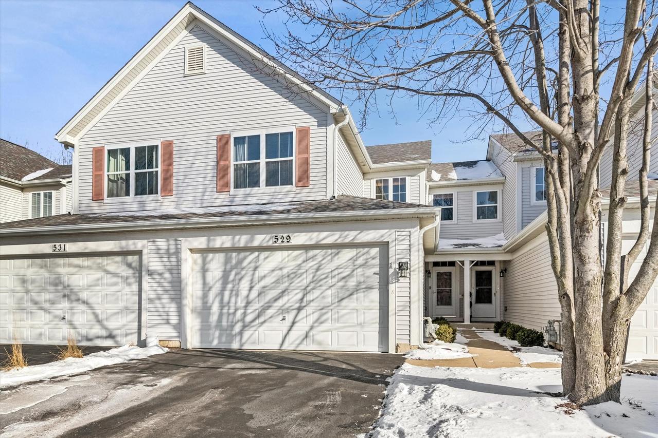 529 Horizon Dr., Bartlett, IL 60103