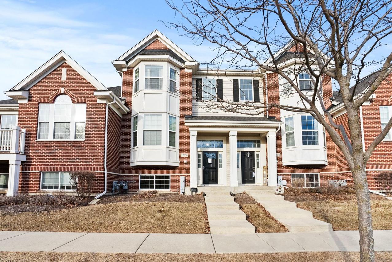 12656 Brighton Dr., Lemont, IL 60439