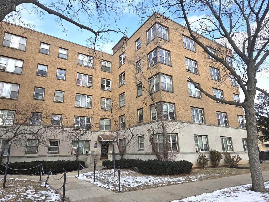 2606 W Balmoral Ave. #507, Chicago, IL 60625
