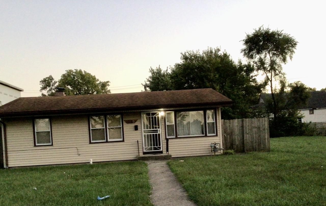 110 W 150th St., Harvey, IL 60426