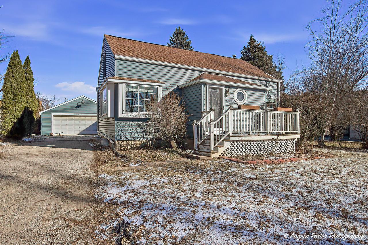 4812 Barnard Mill Rd., Ringwood, IL 60072