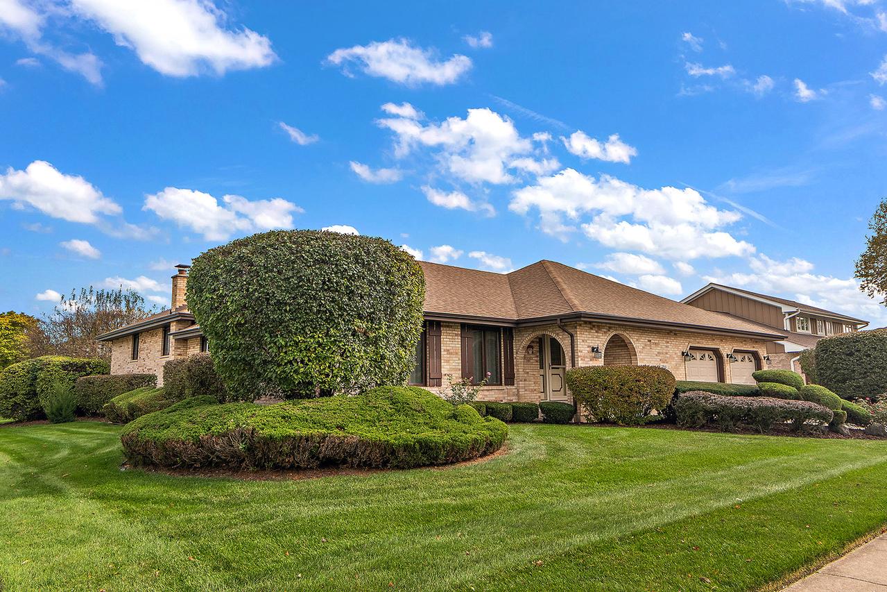 13561 Mohawk Ln., Orland Park, IL 60462