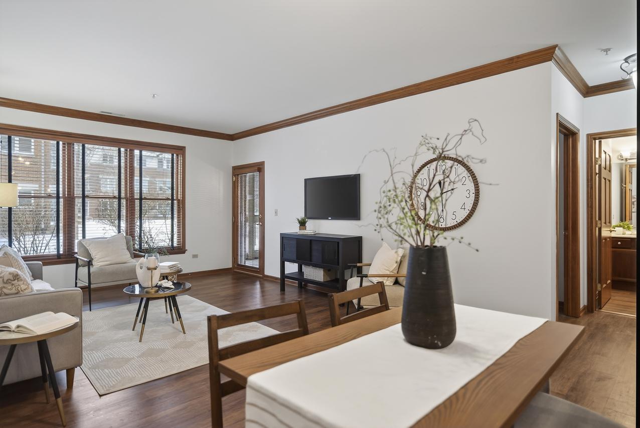 10 Ford St. #103, Geneva, IL 60134