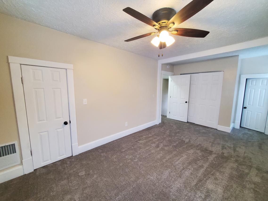 724 20th Ave., East Moline, IL 61244