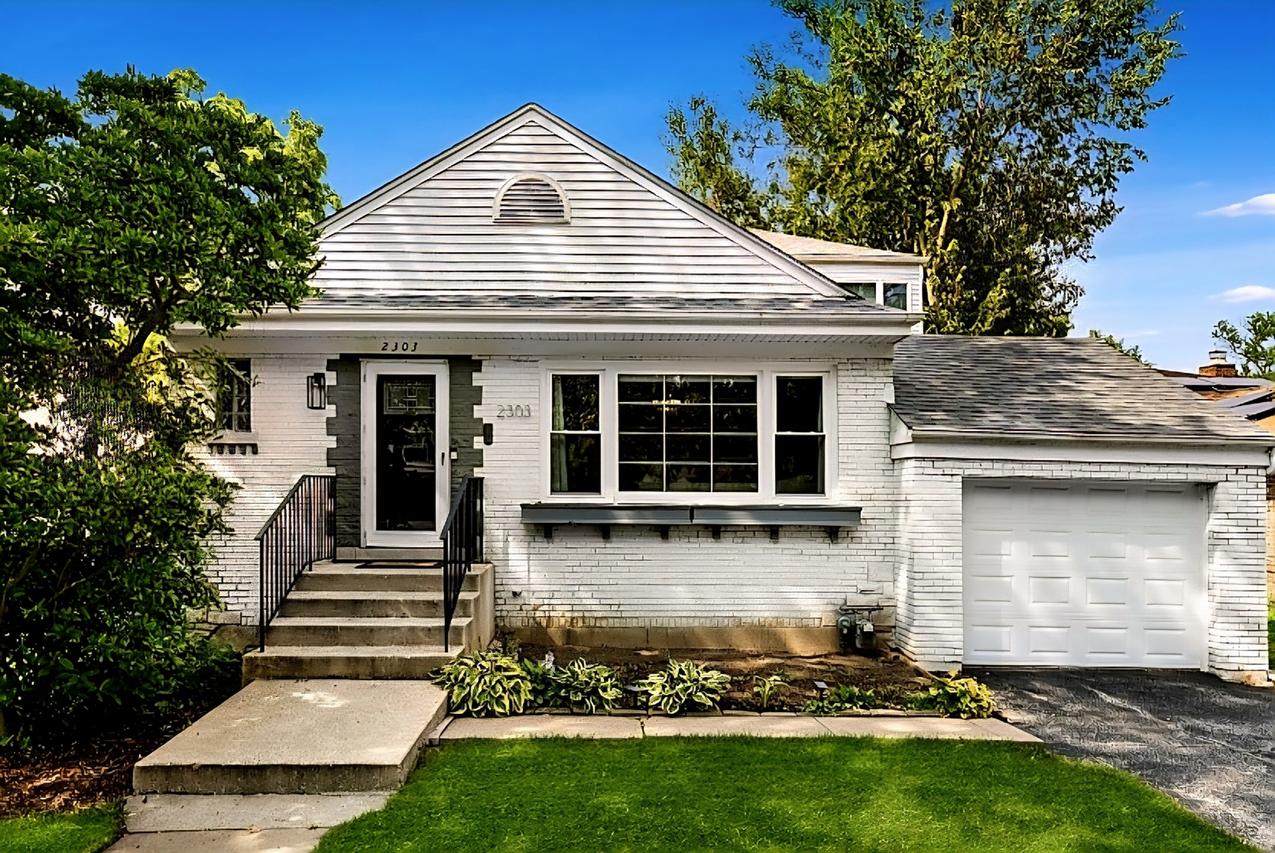 2303 Hutchison Rd., Flossmoor, IL 60422