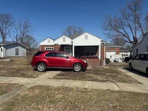 235 E Madison St., Paris, IL 61944