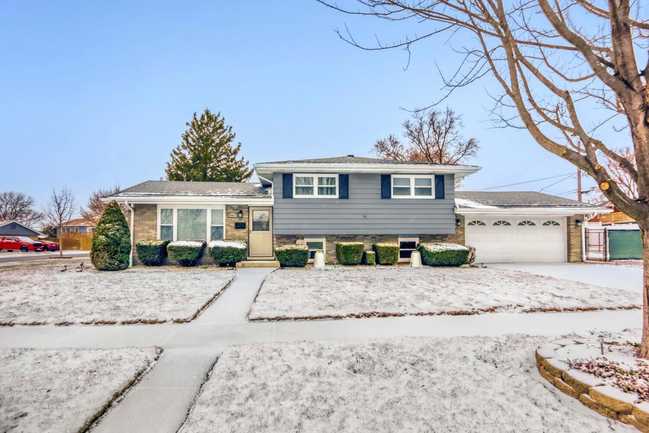 16417 66th Ct., Tinley Park, IL 60477