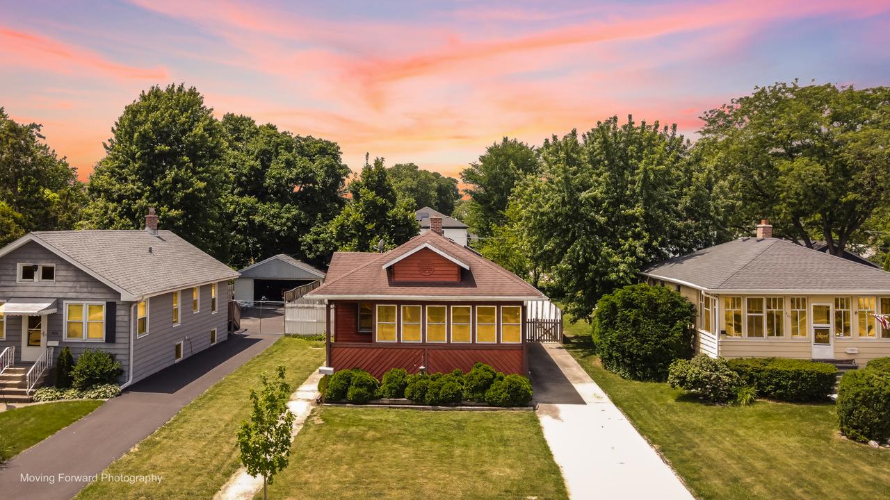 424 S Grace St., Lombard, IL 60148