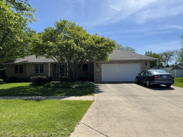 1565 Lake Dr., Morris, IL 60450