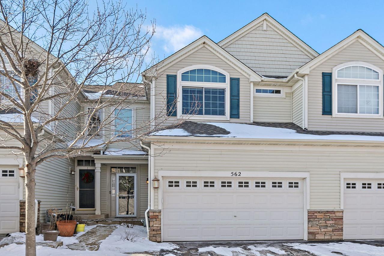 562 Gunnison Ct., Gilberts, IL 60136