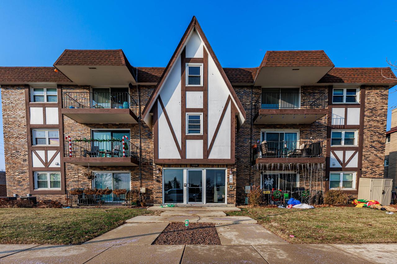 11036 S Kilpatrick Ave. #3SW, Oak Lawn, IL 60453