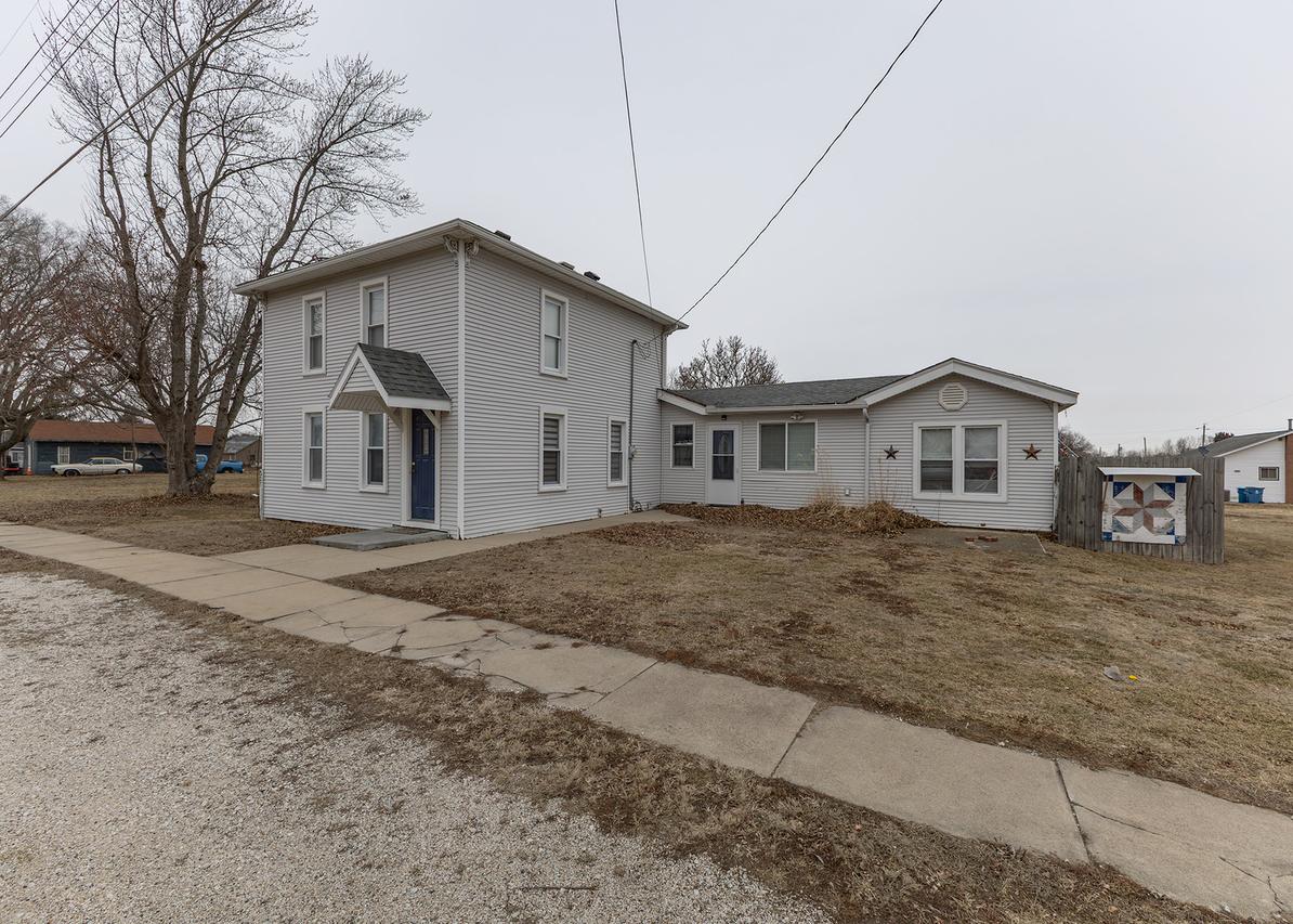 227 E 2nd St., Mineral, IL 61344
