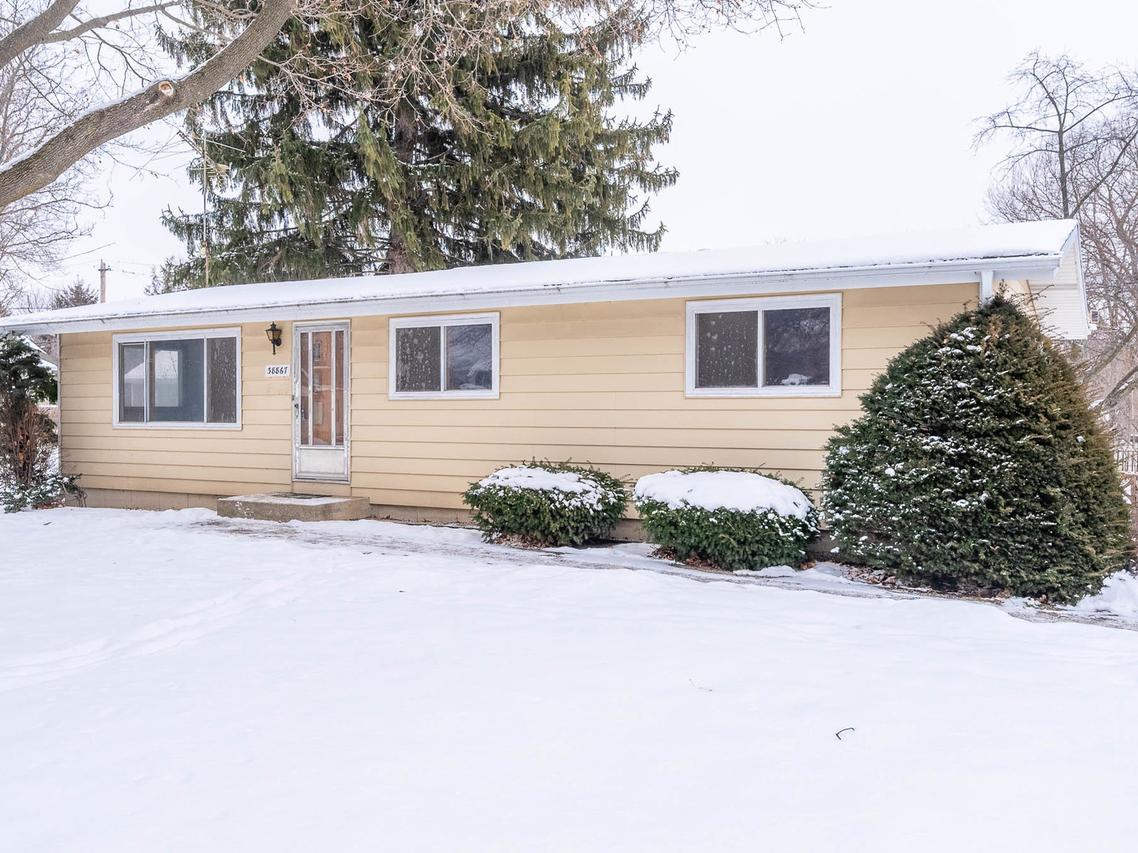 38867 N Lakewood Ave., Lake Villa, IL 60046