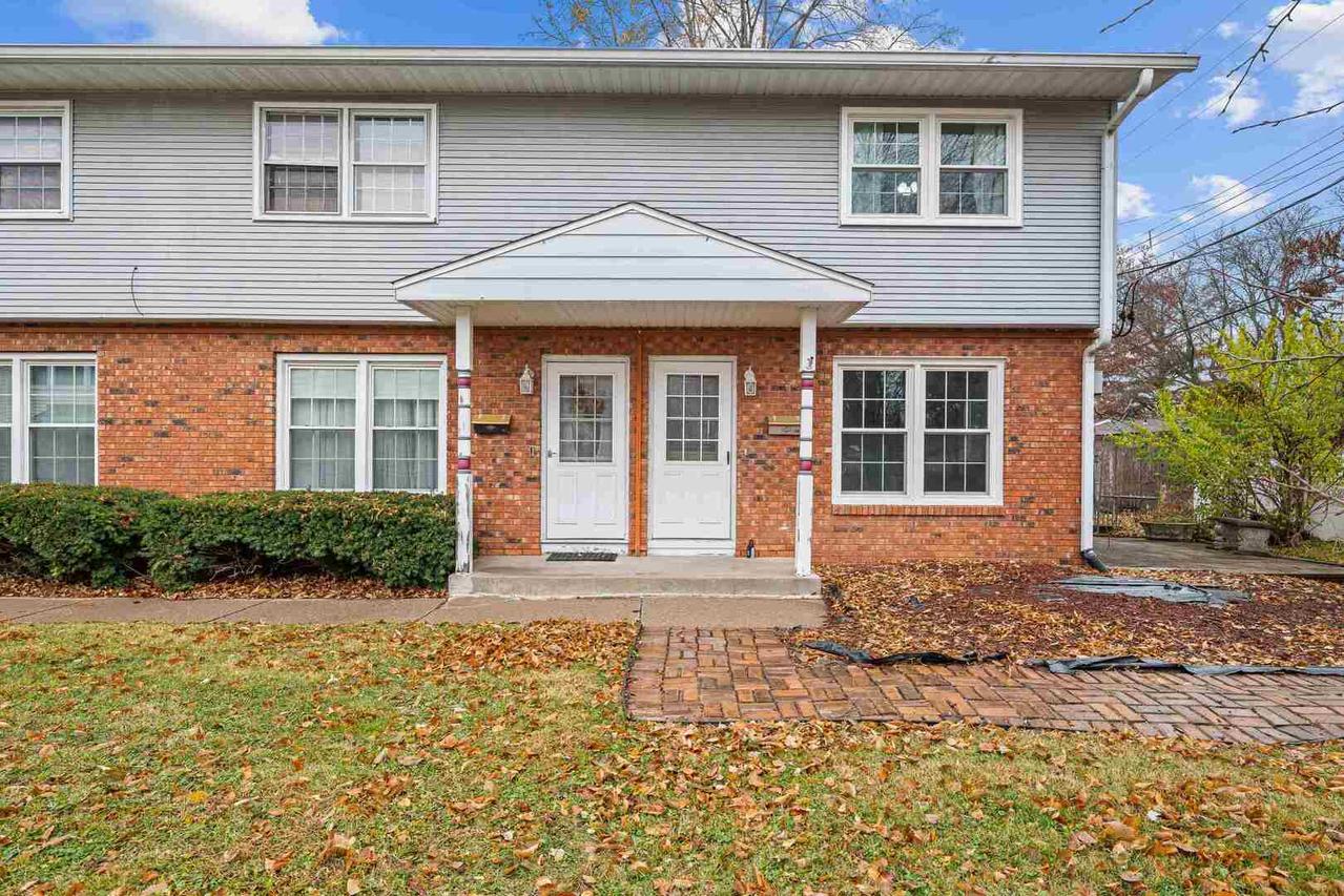 4315 26th Ave., Moline, IL 61265