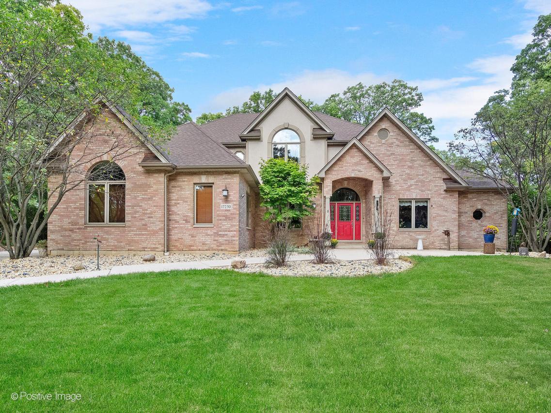 17230 Bluff Rd., Lemont, IL 60439