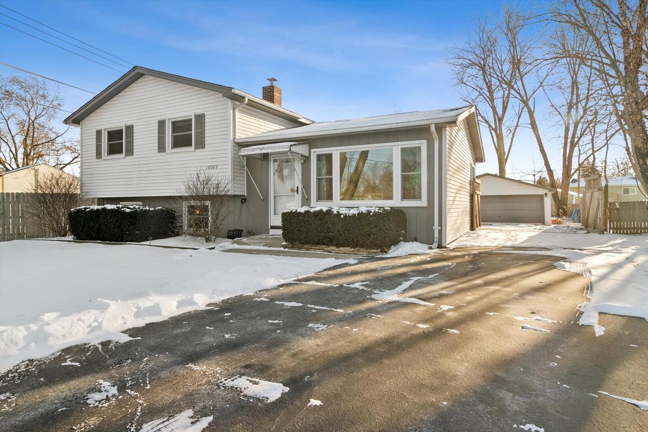 18065 W Big Oaks Rd., Grayslake, IL 60030