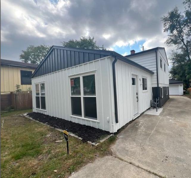 290 Merrill Ave., Calumet City, IL 60409