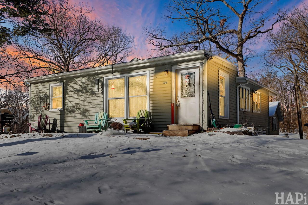 2616 Apache Tr., Mchenry, IL 60051