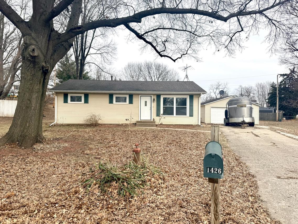 1426 Kings Ct., Colona, IL 61241