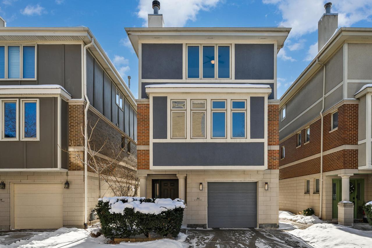 58 W 15th St., Chicago, IL 60605