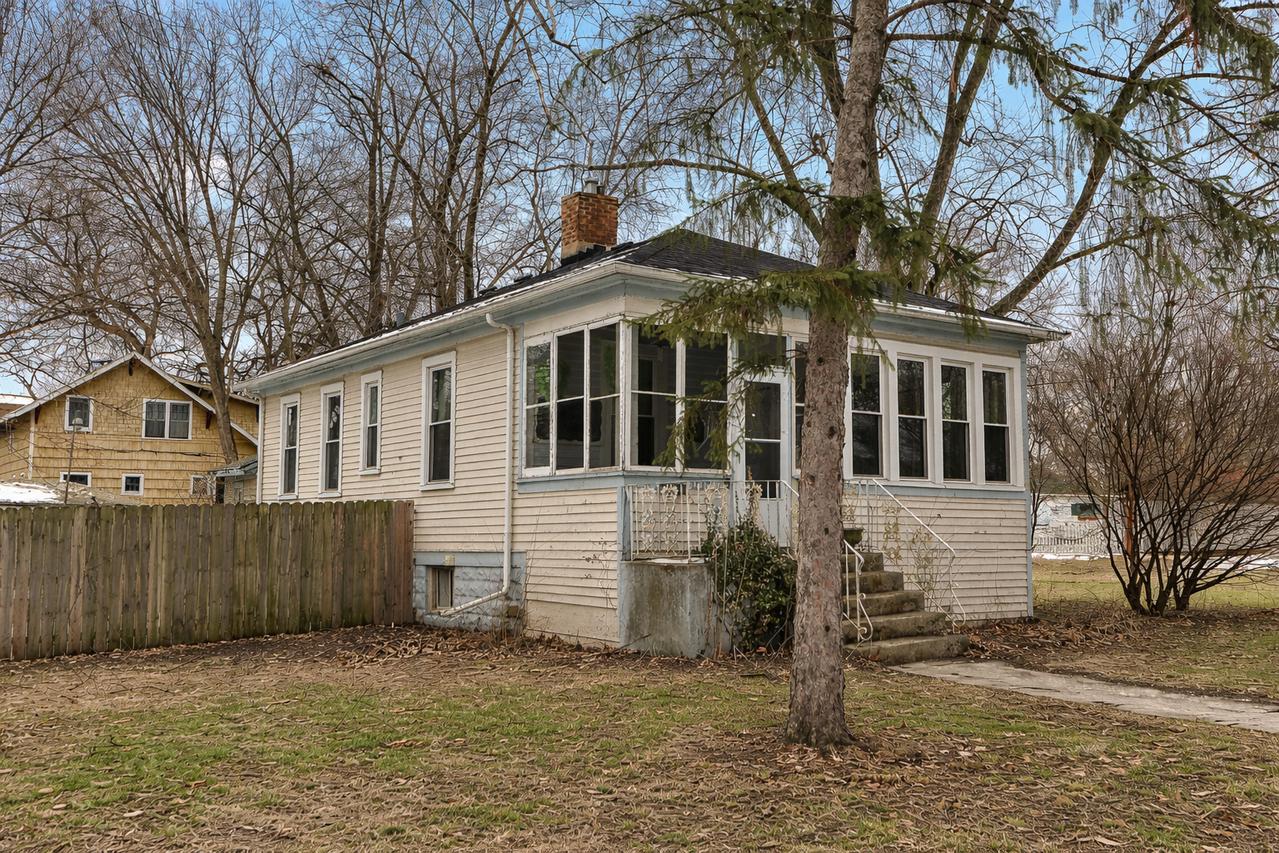 1812 Cedar Rd., Homewood, IL 60430