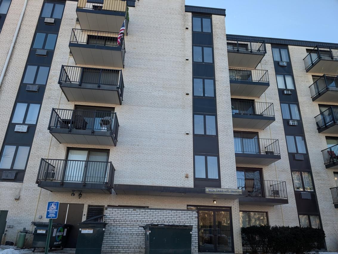 9074 W Terrace Dr. #4J, Niles, IL 60714