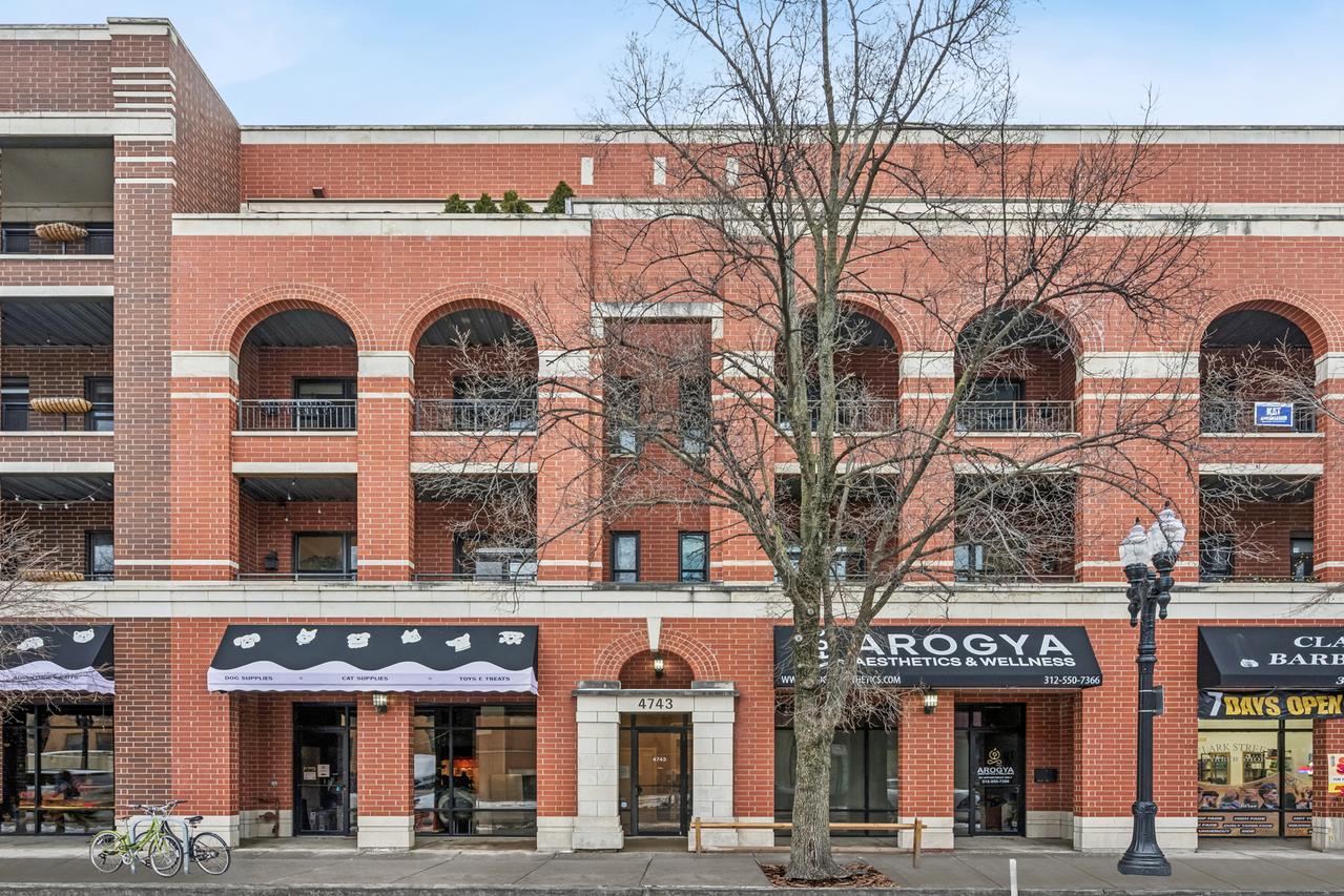 4743 N Clark St. #4S, Chicago, IL 60640