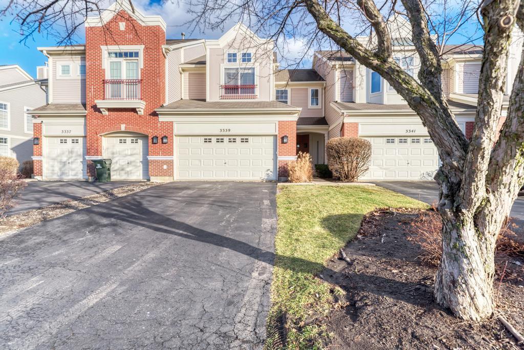3339 Rosecroft Ln., Naperville, IL 60564
