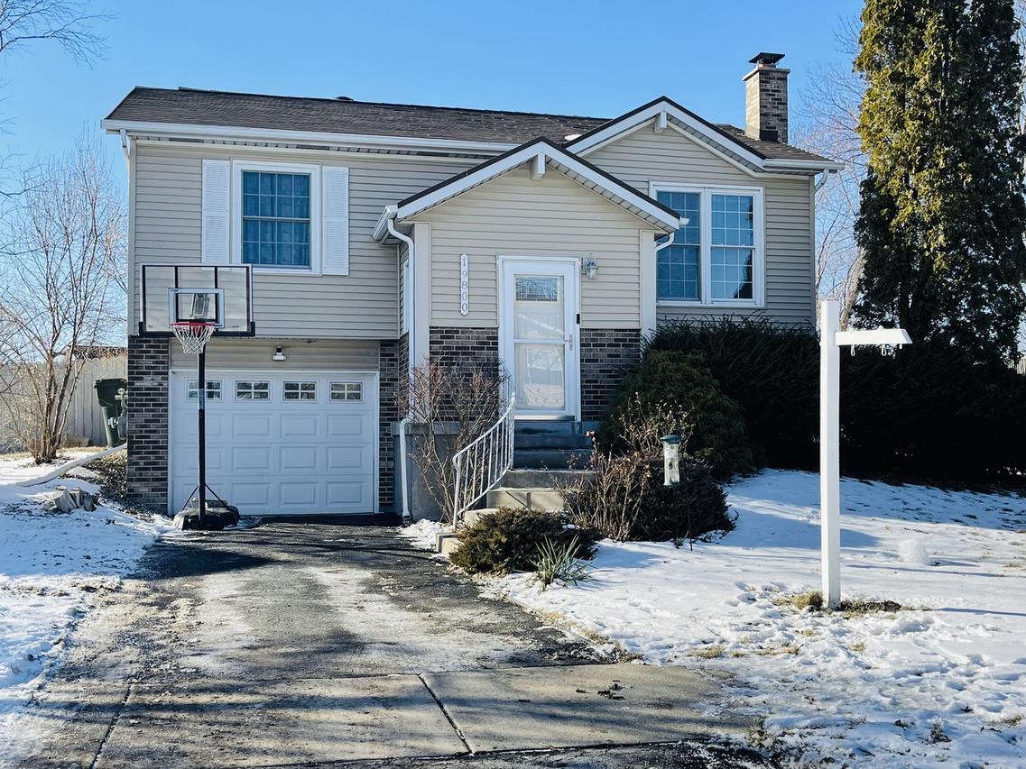 19800 S Edinburgh Ln., Frankfort, IL 60423