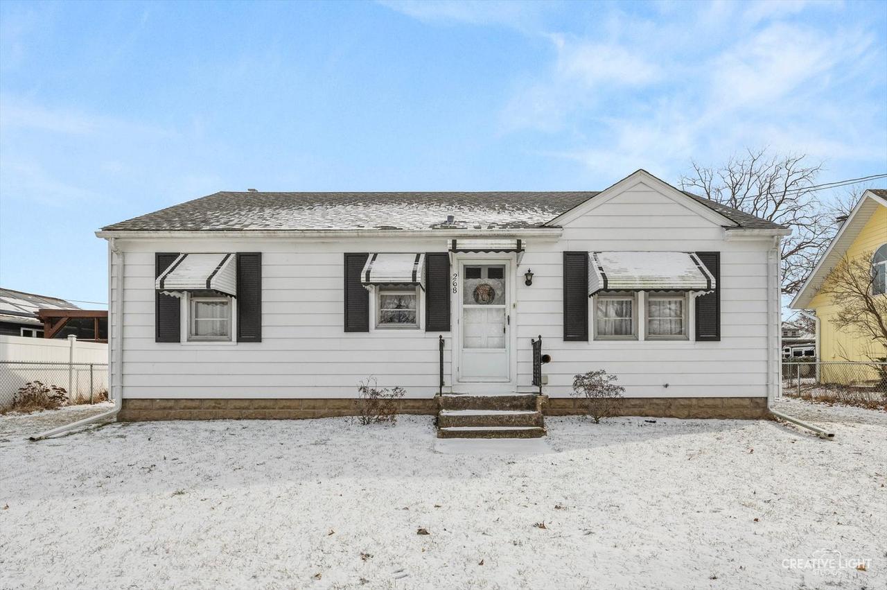268 S Adams St., Oswego, IL 60543