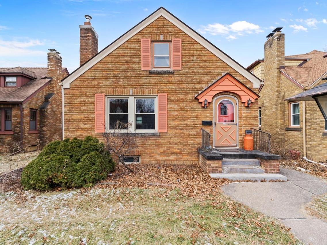 1826 41st St., Rock Island, IL 61201