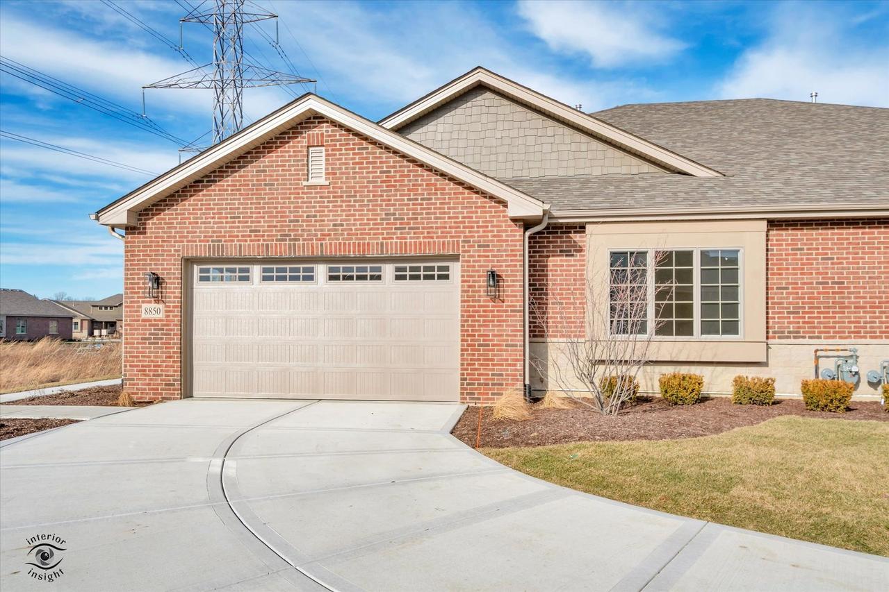 8850 Baileys Harbor Dr., Frankfort, IL 60423