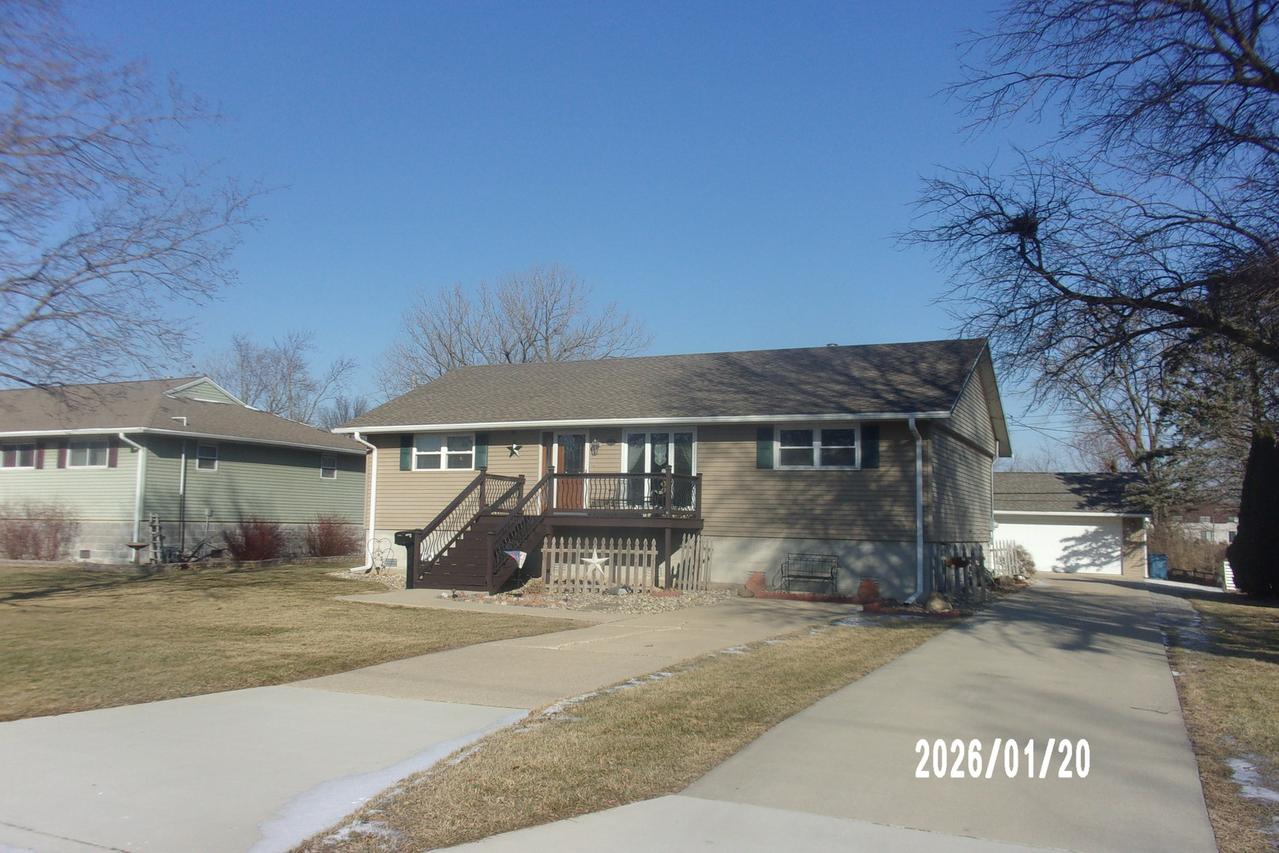 120 W Herron Ct., Watseka, IL 60970