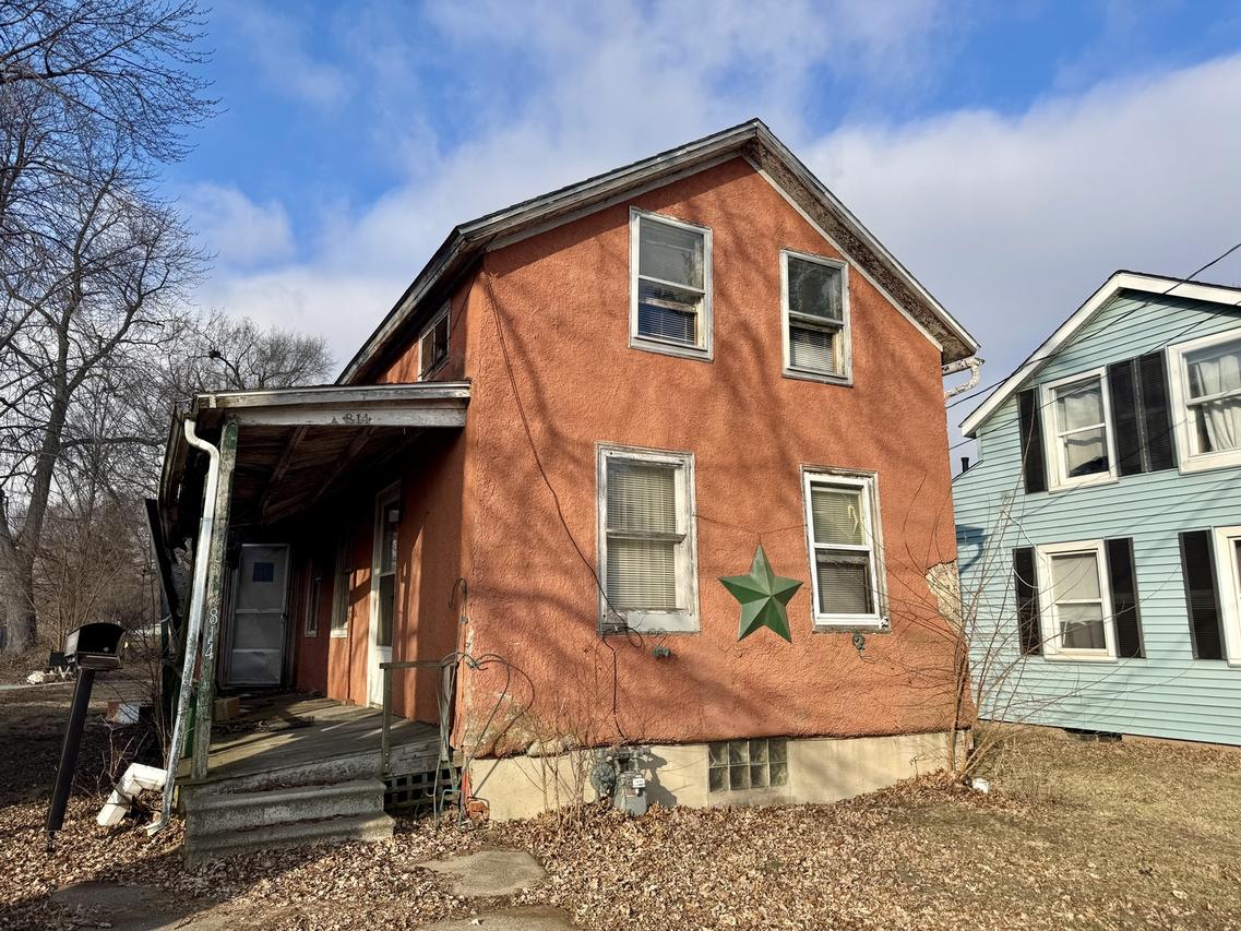 814 N 1st St., Princeton, IL 61356