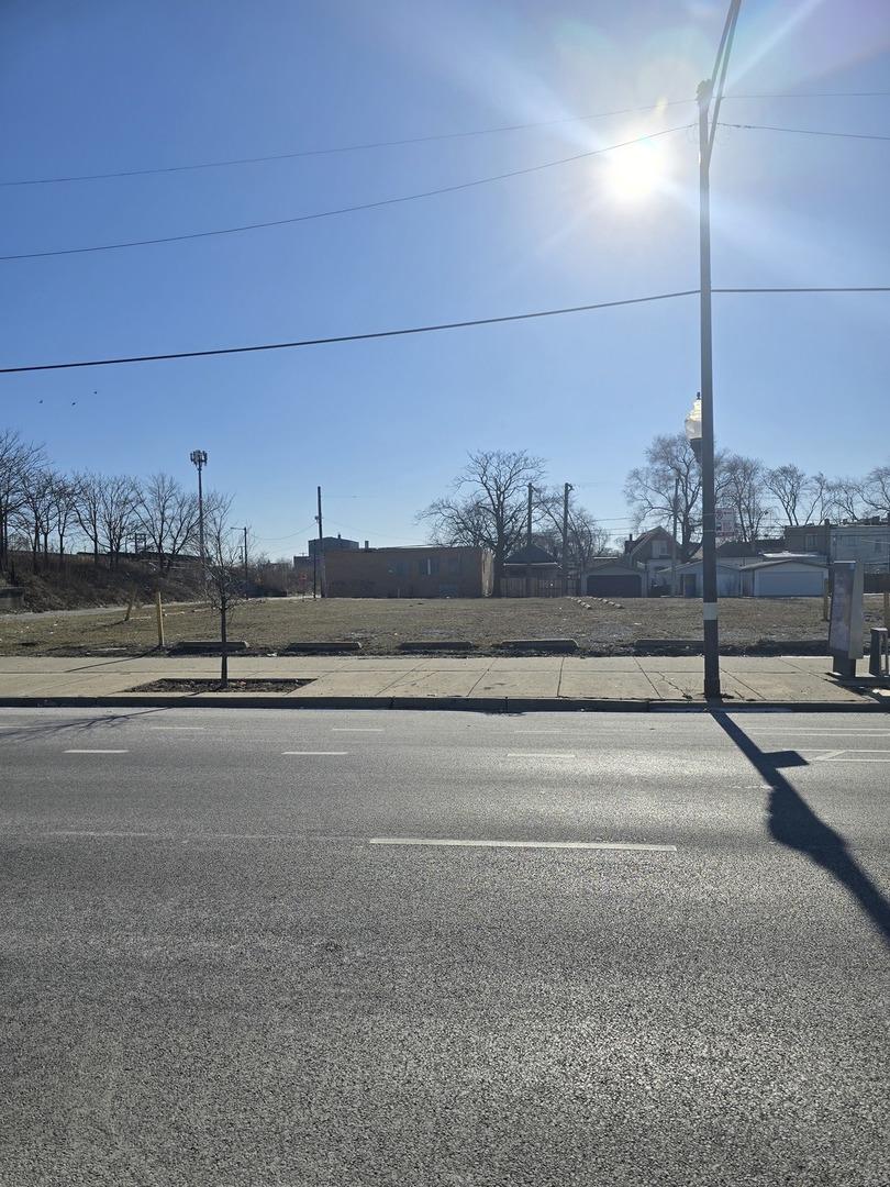 4607 W Madison St., Chicago, IL 60644