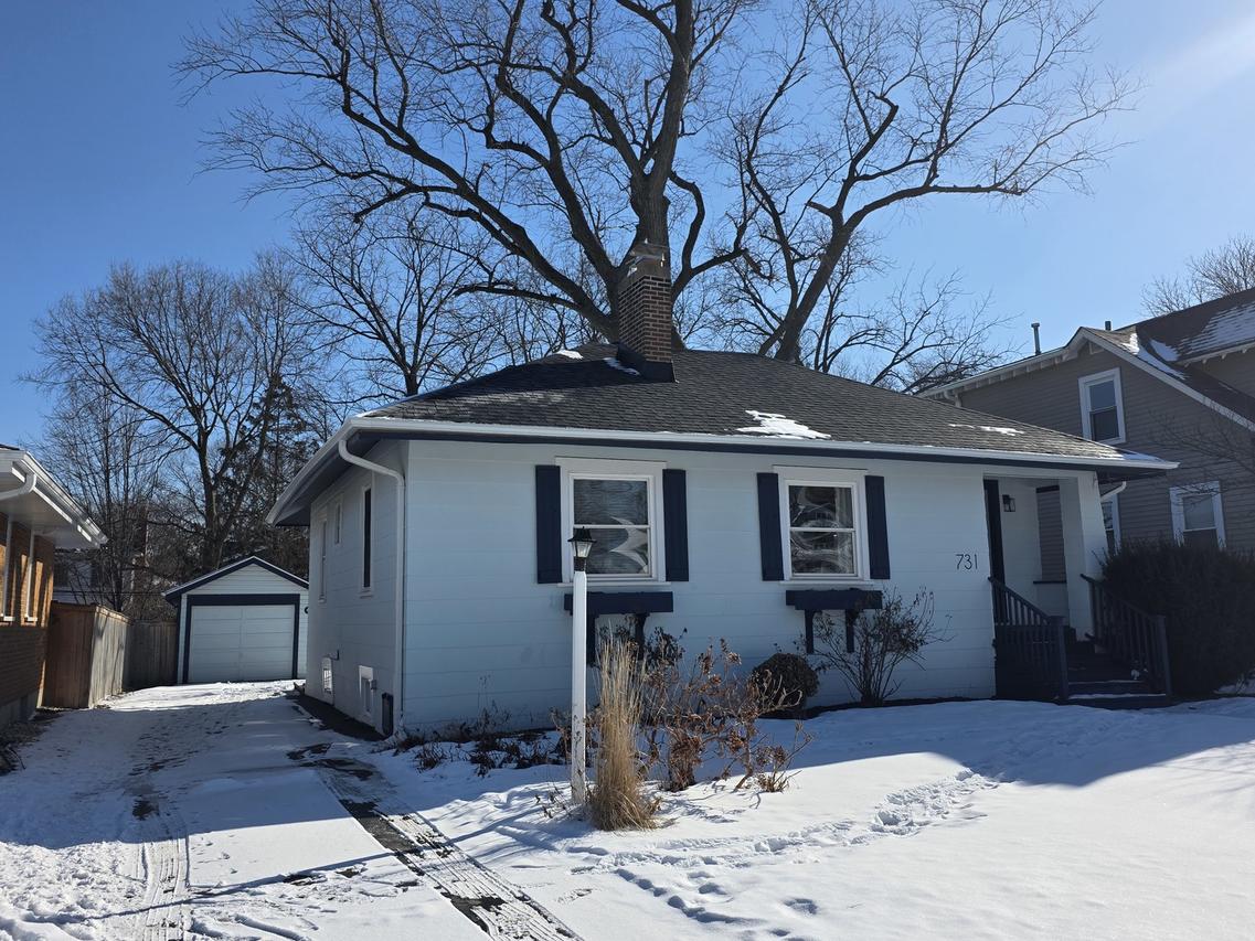 731 Western Ave., Glen Ellyn, IL 60137