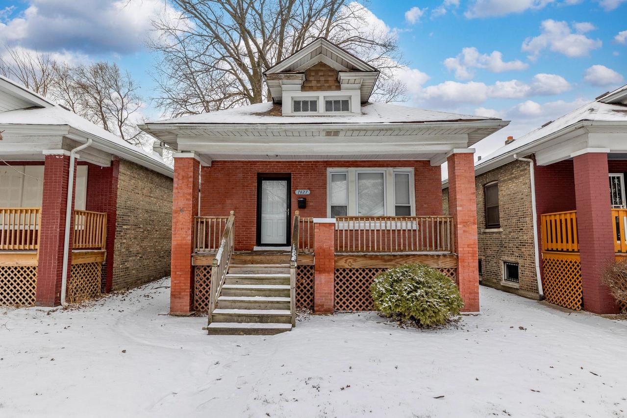 [Address Hidden by Seller], Chicago, IL 60621