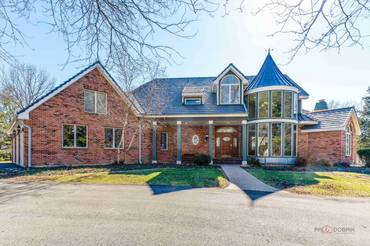 26012 W Il Route 22, Barrington, IL 60010